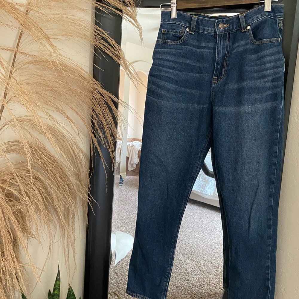 American Eagle Mom Jeans